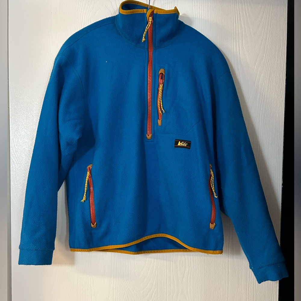 REI pullover